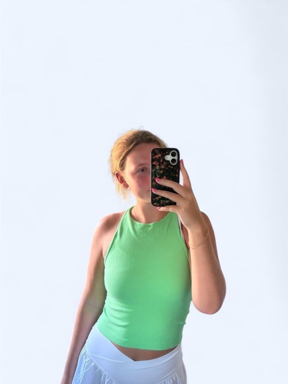 Green free people tank
Size M/L